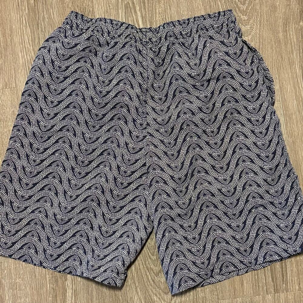 Patagonia Boys XL Swim Trunks Navy White Wave Print Youth Baggies Shorts - Picture 5 of 9